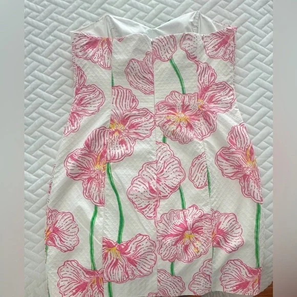 Lilly Pulitzer Angela Resort White Clover Cup Strapless Dress. Size 10 - Picture 6 of 9